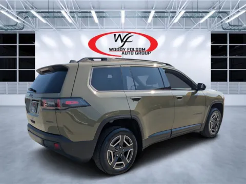 More photos of 2026 Jeep Cherokee Laredo at Woody Folsom CDJR of Douglas, GA