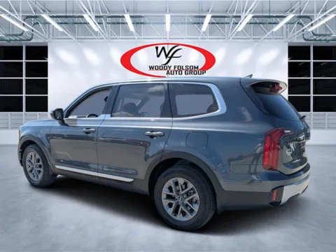 More photos of 2024 Kia Telluride LX at Woody Folsom CDJR of Douglas, GA