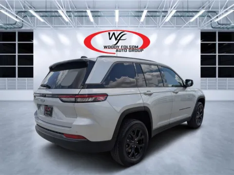 More photos of 2026 Jeep Grand Cherokee Laredo Altitude at Woody Folsom CDJR of Douglas, GA