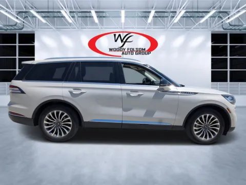 Photos of 2020 Lincoln Aviator Reserve for sale in Douglas, GA at Woody Folsom CDJR of Douglas