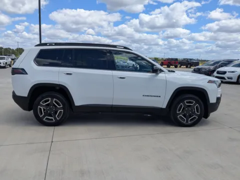 Another view of 2026 Jeep Cherokee Laredo for sale in Douglas, GA at Woody Folsom CDJR of Douglas