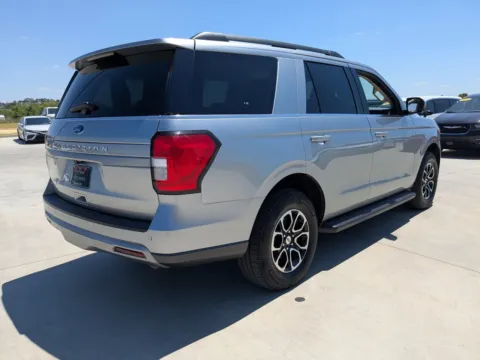 More photos of 2024 Ford Expedition XLT at Woody Folsom CDJR of Douglas, GA