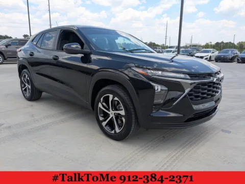 Black 2025 Chevrolet Trax 1RS for sale in Douglas, GA