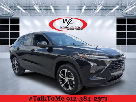 Black 2025 Chevrolet Trax 1RS for sale in Douglas, GA