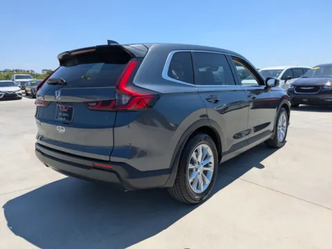 More photos of 2025 Honda CR-V EX-L at Woody Folsom CDJR of Douglas, GA