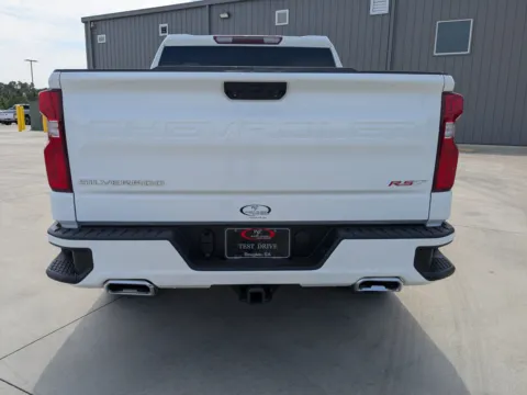 More photos of 2022 Chevrolet Silverado 1500 RST at Woody Folsom CDJR of Douglas, GA