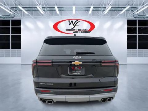 More photos of 2025 Chevrolet Traverse FWD LT at Woody Folsom CDJR of Douglas, GA