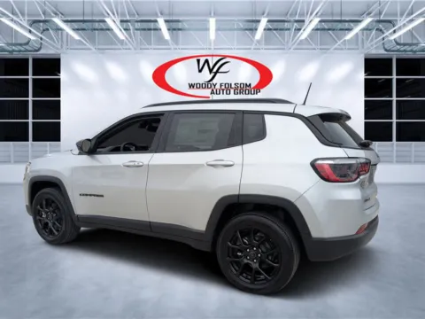 More photos of 2026 Jeep Compass Latitude Altitude at Woody Folsom CDJR of Douglas, GA