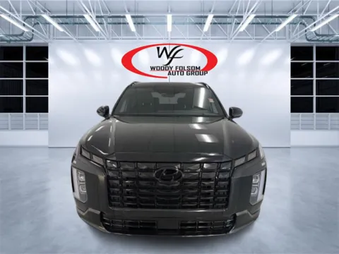 Photos of 2025 Hyundai Palisade Calligraphy Night Edition for sale in Douglas, GA at Woody Folsom CDJR of Douglas