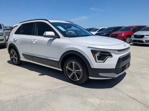 Photos of 2025 Kia Niro EX for sale in Douglas, GA at Woody Folsom CDJR of Douglas