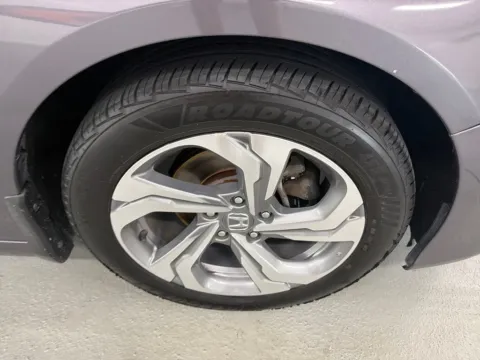 More photos of 2020 Honda Accord Sedan EX-L at Woody Folsom CDJR of Douglas, GA