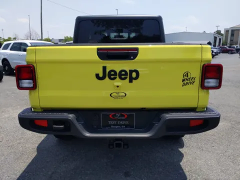 More photos of 2023 Jeep Gladiator Willys at Woody Folsom CDJR of Douglas, GA