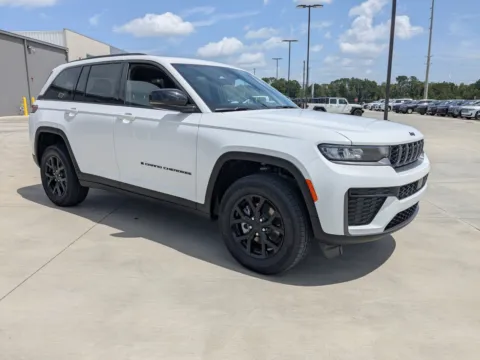 Photos of 2026 Jeep Grand Cherokee Laredo Altitude for sale in Douglas, GA at Woody Folsom CDJR of Douglas