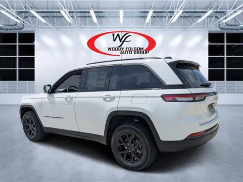 More photos of 2026 Jeep Grand Cherokee Laredo Altitude at Woody Folsom CDJR of Douglas, GA