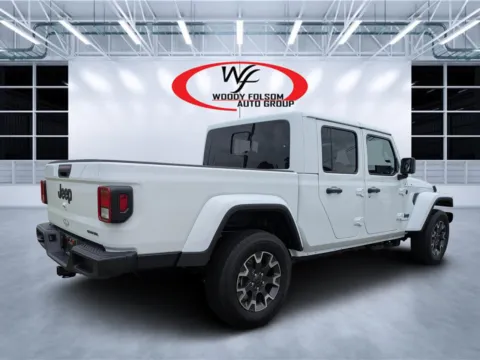 Another view of 2026 Jeep Gladiator Sahara for sale in Douglas, GA at Woody Folsom CDJR of Douglas