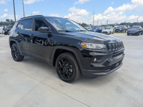 Photos of 2026 Jeep Compass Latitude Altitude for sale in Douglas, GA at Woody Folsom CDJR of Douglas
