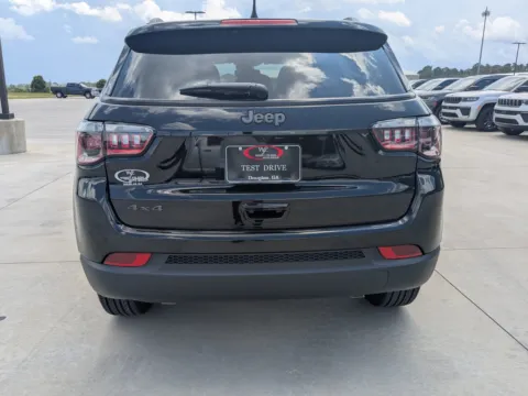 More photos of 2026 Jeep Compass Latitude Altitude at Woody Folsom CDJR of Douglas, GA