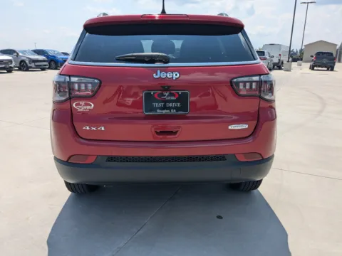 More photos of 2023 Jeep Compass Latitude at Woody Folsom CDJR of Douglas, GA