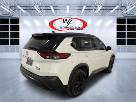 More photos of 2023 Nissan Rogue SV at Woody Folsom CDJR of Douglas, GA