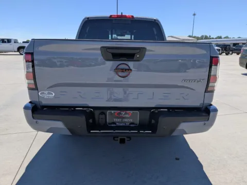 More photos of 2023 Nissan Frontier PRO-X at Woody Folsom CDJR of Douglas, GA