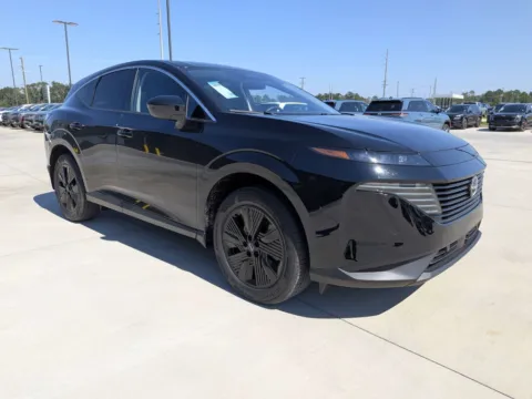 Photos of 2025 Nissan Murano SV for sale in Douglas, GA at Woody Folsom CDJR of Douglas