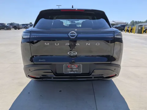 More photos of 2025 Nissan Murano SV at Woody Folsom CDJR of Douglas, GA