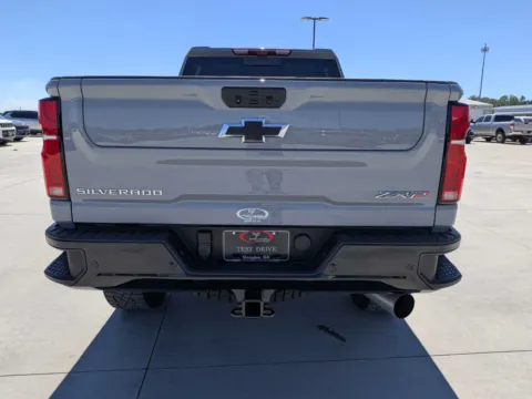 More photos of 2025 Chevrolet Silverado 2500 HD ZR2 at Woody Folsom CDJR of Douglas, GA