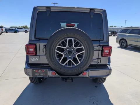 More photos of 2021 Jeep Wrangler Unlimited Sahara High Altitude at Woody Folsom CDJR of Douglas, GA