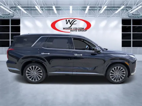 Photos of 2024 Hyundai Palisade Calligraphy for sale in Douglas, GA at Woody Folsom CDJR of Douglas