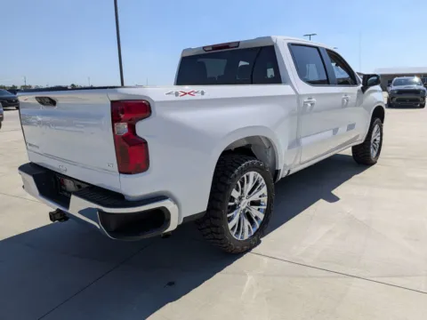 More photos of 2026 Chevrolet Silverado 1500 LT at Woody Folsom CDJR of Douglas, GA
