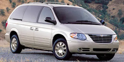 Silver 2006 Chrysler Town & Country LWB Touring for sale in Douglas, GA