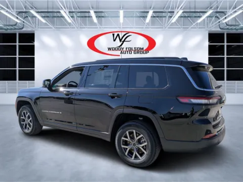 More photos of 2027 Jeep Grand Cherokee L Laredo X at Woody Folsom CDJR of Douglas, GA