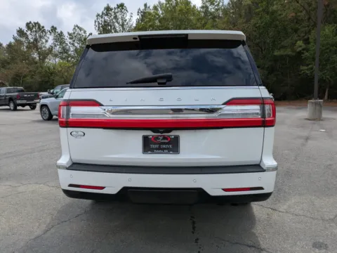 More photos of 2021 Lincoln Navigator Reserve at Woody Folsom Chrysler Dodge Jeep Ram of Vidalia, GA