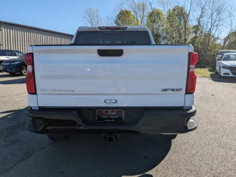 More photos of 2024 Chevrolet Silverado 1500 ZR2 at Woody Folsom Chrysler Dodge Jeep Ram of Vidalia, GA