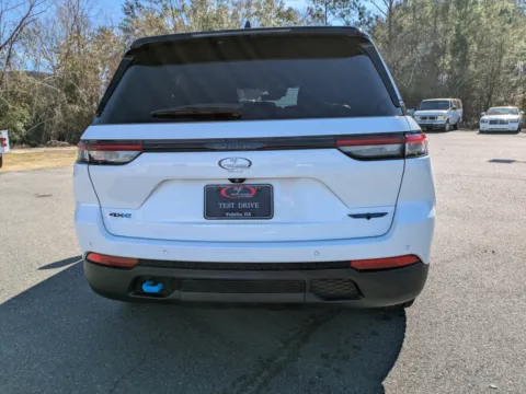 More photos of 2022 Jeep Grand Cherokee 4xe Trailhawk at Woody Folsom Chrysler Dodge Jeep Ram of Vidalia, GA