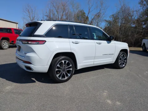 More photos of 2022 Jeep Grand Cherokee 4xe Overland at Woody Folsom Chrysler Dodge Jeep Ram of Vidalia, GA