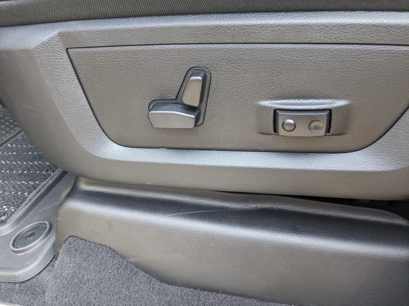 2025 RAM 2500 Limited - Photo 21