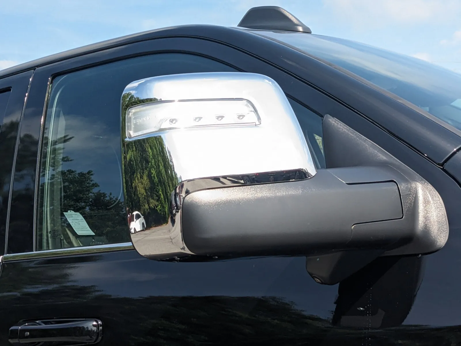 2025 RAM 2500 Limited - Photo 12