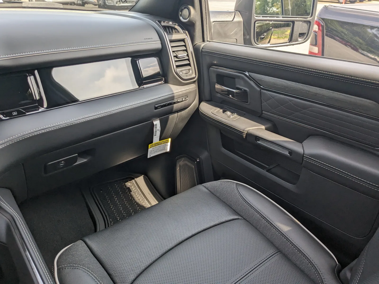 2025 RAM 2500 Limited - Photo 18
