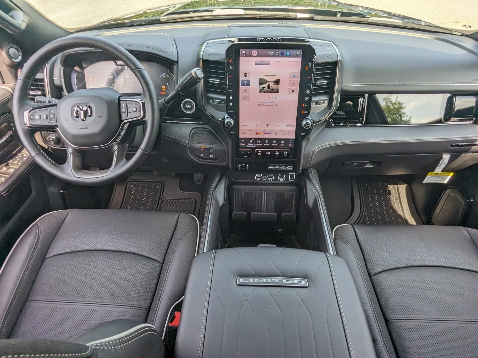 2025 RAM 2500 Limited - Photo 16