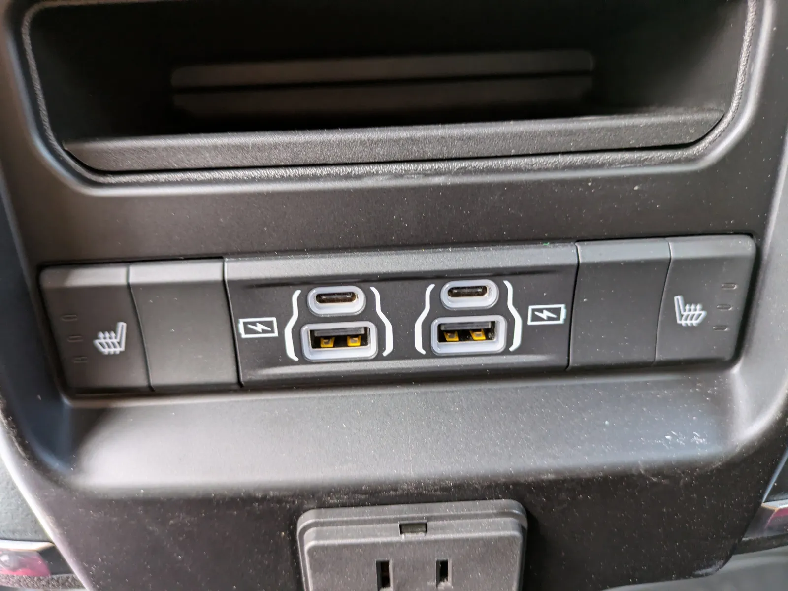 2026 RAM 2500 Laramie - Photo 15