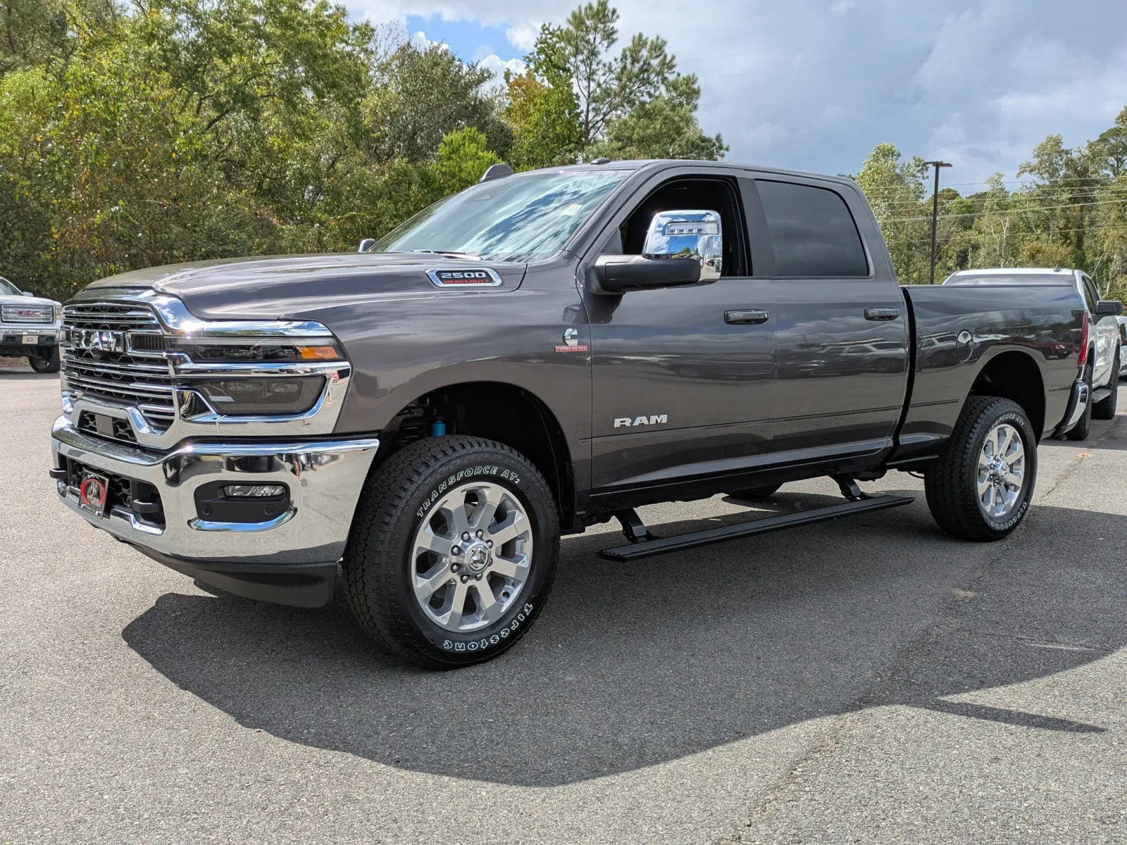 2026 RAM 2500 Laramie - Photo 8