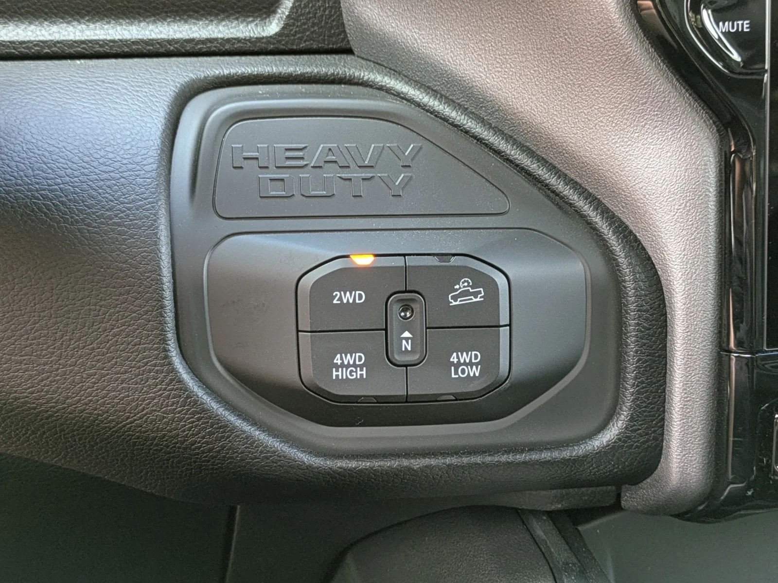 2026 RAM 2500 Laramie - Photo 26