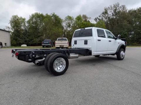 More photos of 2026 Ram 5500 Chassis Cab Tradesman at Woody Folsom Chrysler Dodge Jeep Ram of Vidalia, GA