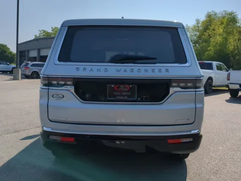 More photos of 2023 Jeep Grand Wagoneer Series III at Woody Folsom Chrysler Dodge Jeep Ram of Vidalia, GA