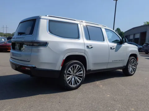 More photos of 2023 Jeep Grand Wagoneer Series III at Woody Folsom Chrysler Dodge Jeep Ram of Vidalia, GA