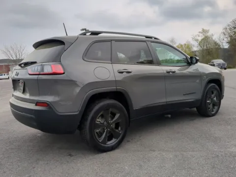 More photos of 2023 Jeep Cherokee Altitude Lux at Woody Folsom Chrysler Dodge Jeep Ram of Vidalia, GA