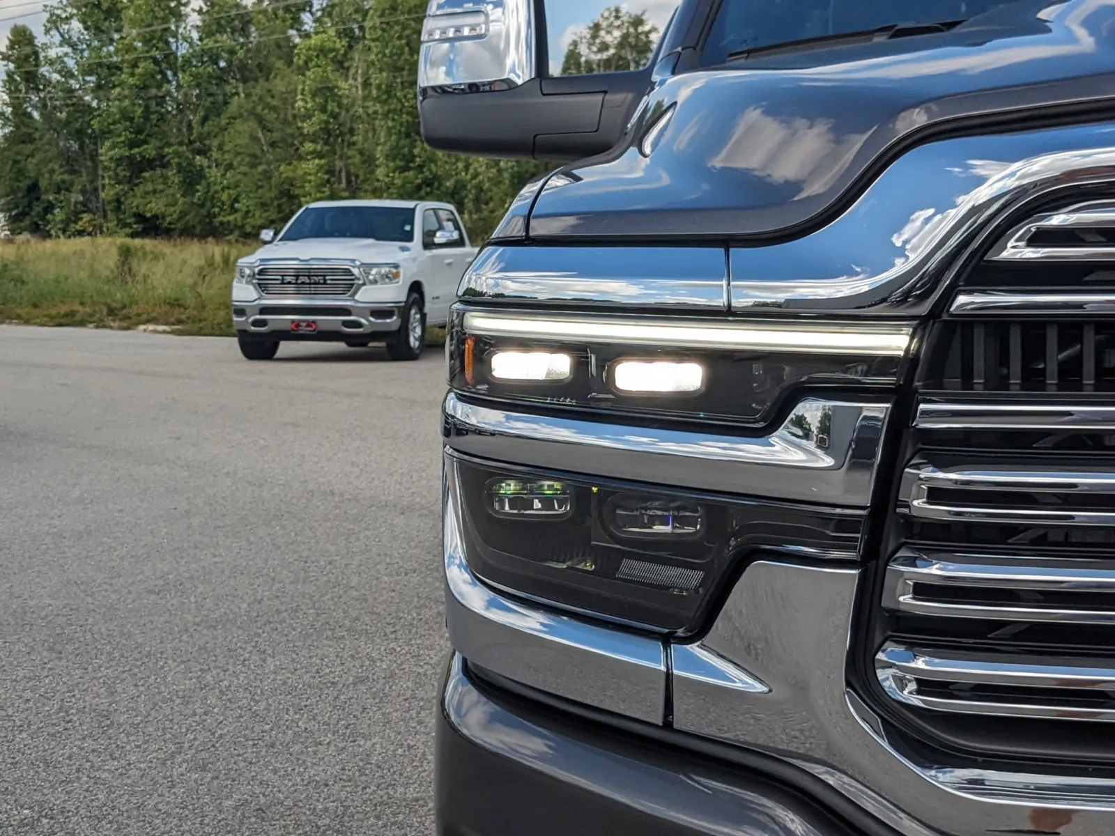2025 RAM 2500 Laramie - Photo 10