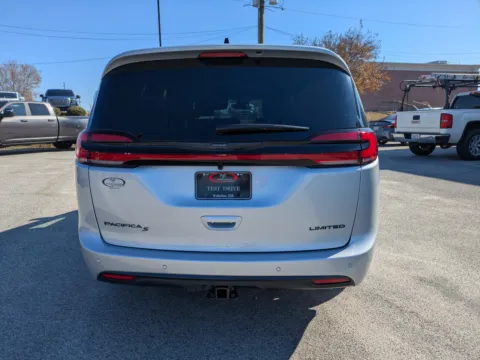 More photos of 2026 Chrysler Pacifica Limited at Woody Folsom Chrysler Dodge Jeep Ram of Vidalia, GA