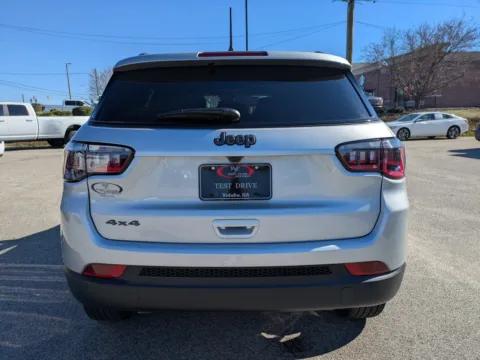 More photos of 2026 Jeep Compass Latitude Altitude at Woody Folsom Chrysler Dodge Jeep Ram of Vidalia, GA